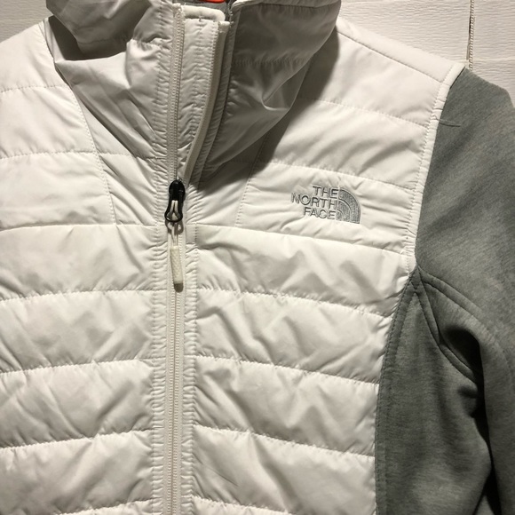 THE NORTHFACE jacket - Picture 3 of 8